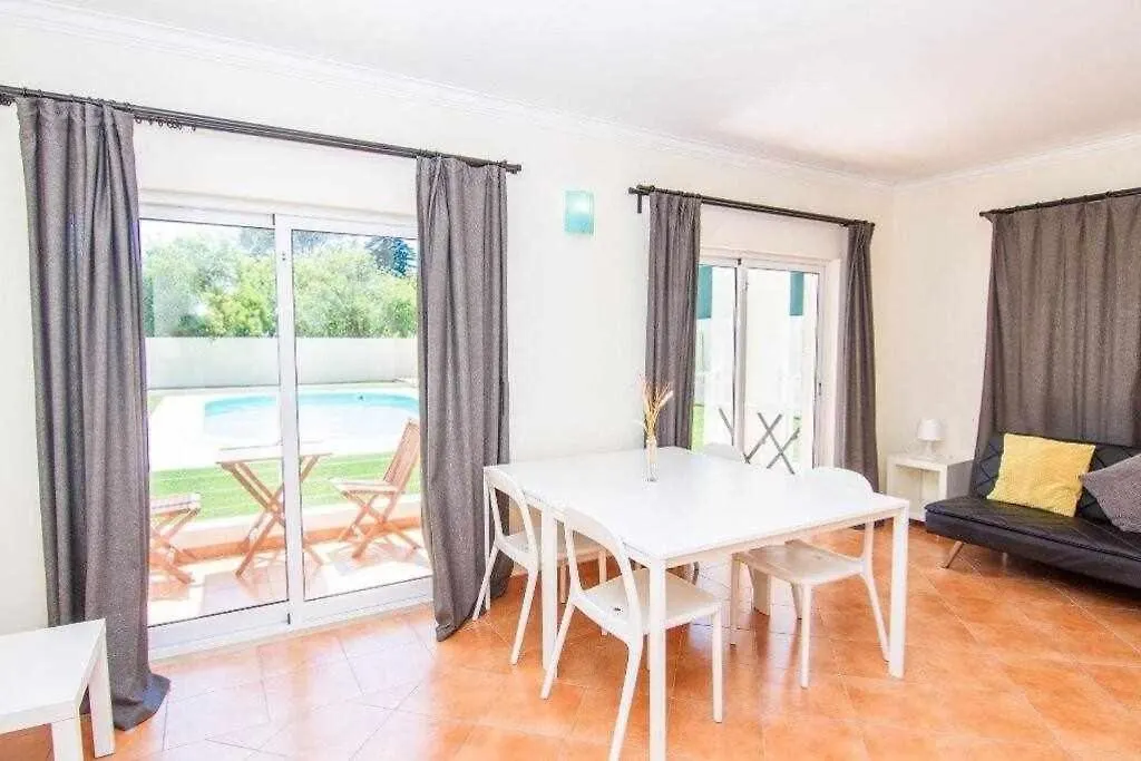Sunhome Casas De Ferias Em Portimão Casa de hóspedes