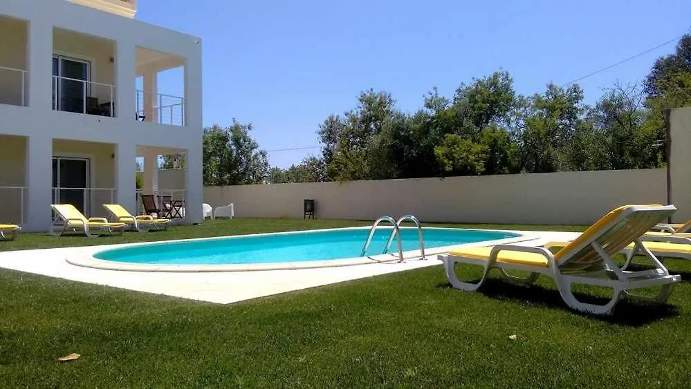 Sunhome Casas De Ferias Em Portimão Casa de hóspedes